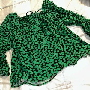 Ava & Viv Black and Green Blouse